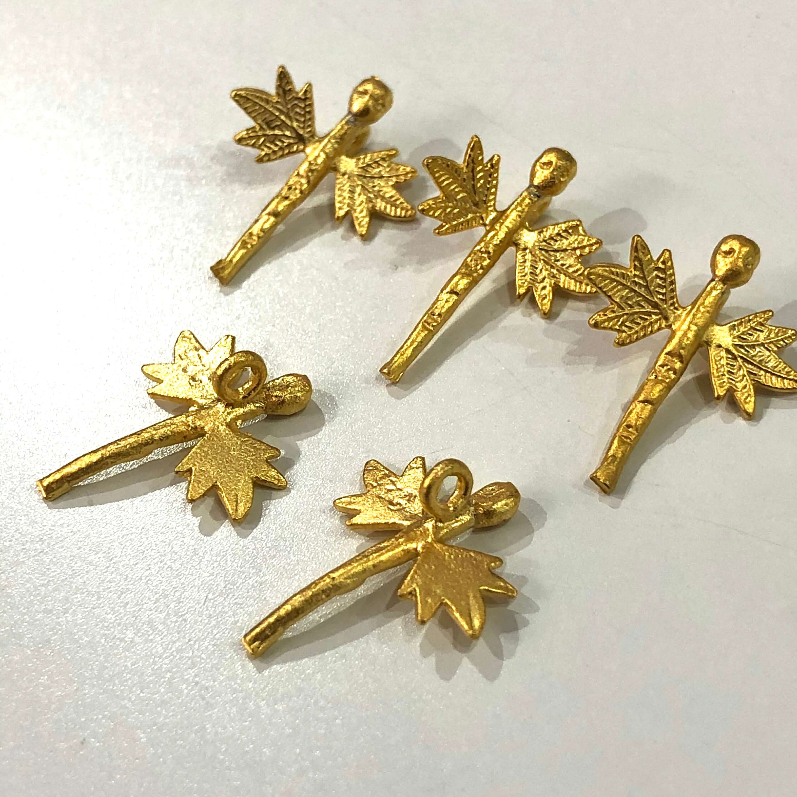 24Kt Matte Gold Plated 21mm Brass Dragonfly Charms,  5 pcs in a pack - Image 2