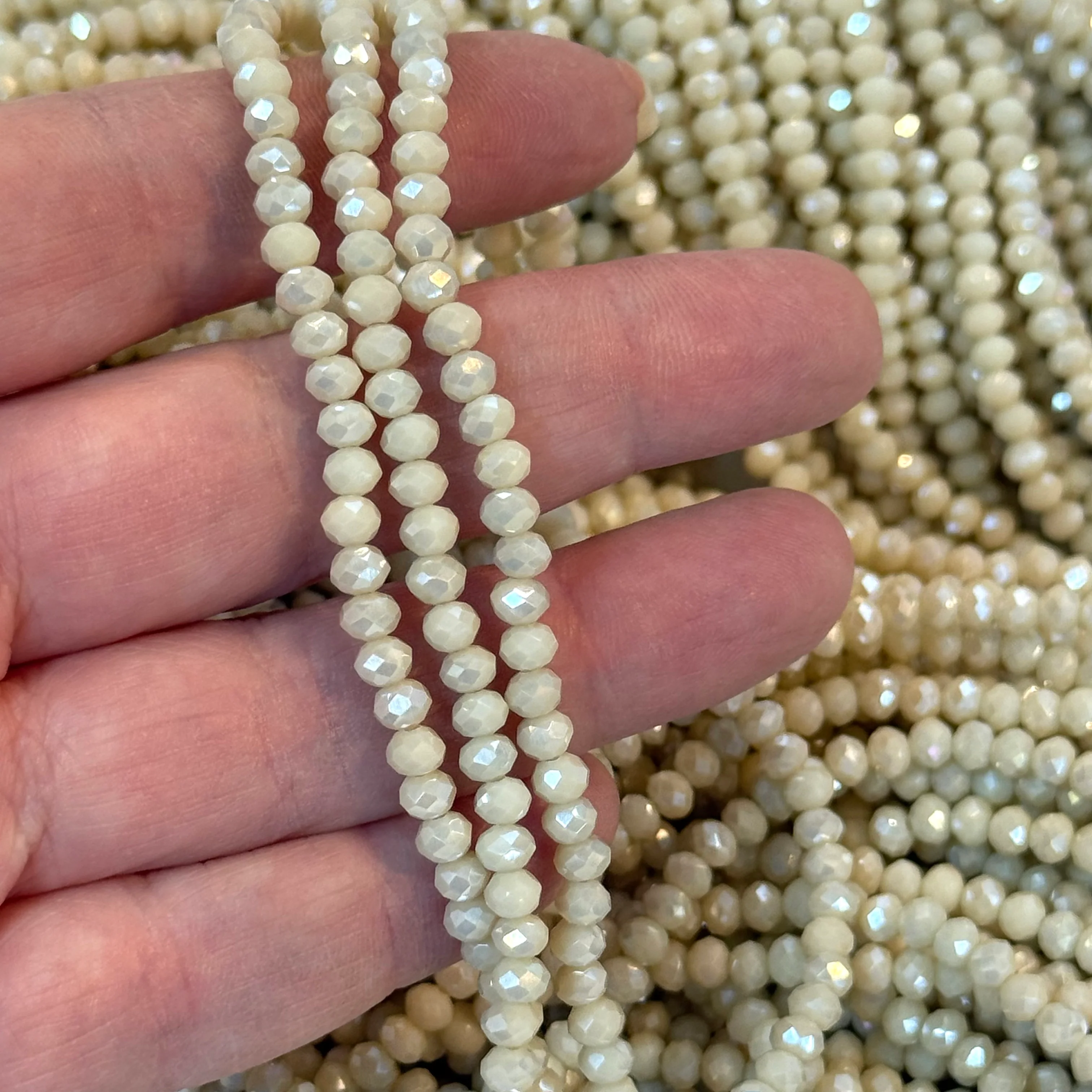 4mm Crystal rondelle beads strand 115 pcs, PBC4C136