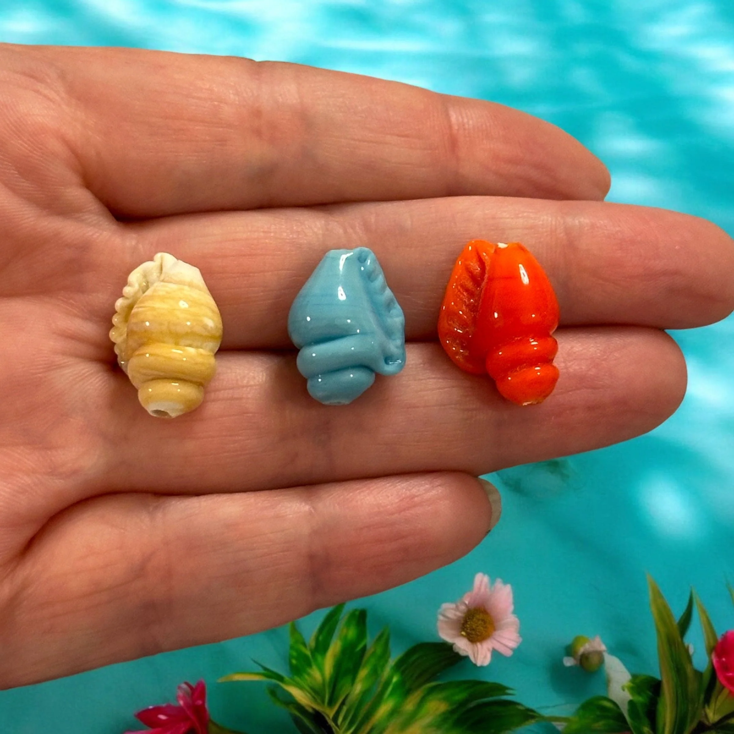 Hand Made Murano Glass Sea Shell Charm, Horizontal Hole Murano Sea Shell Charm - Image 2