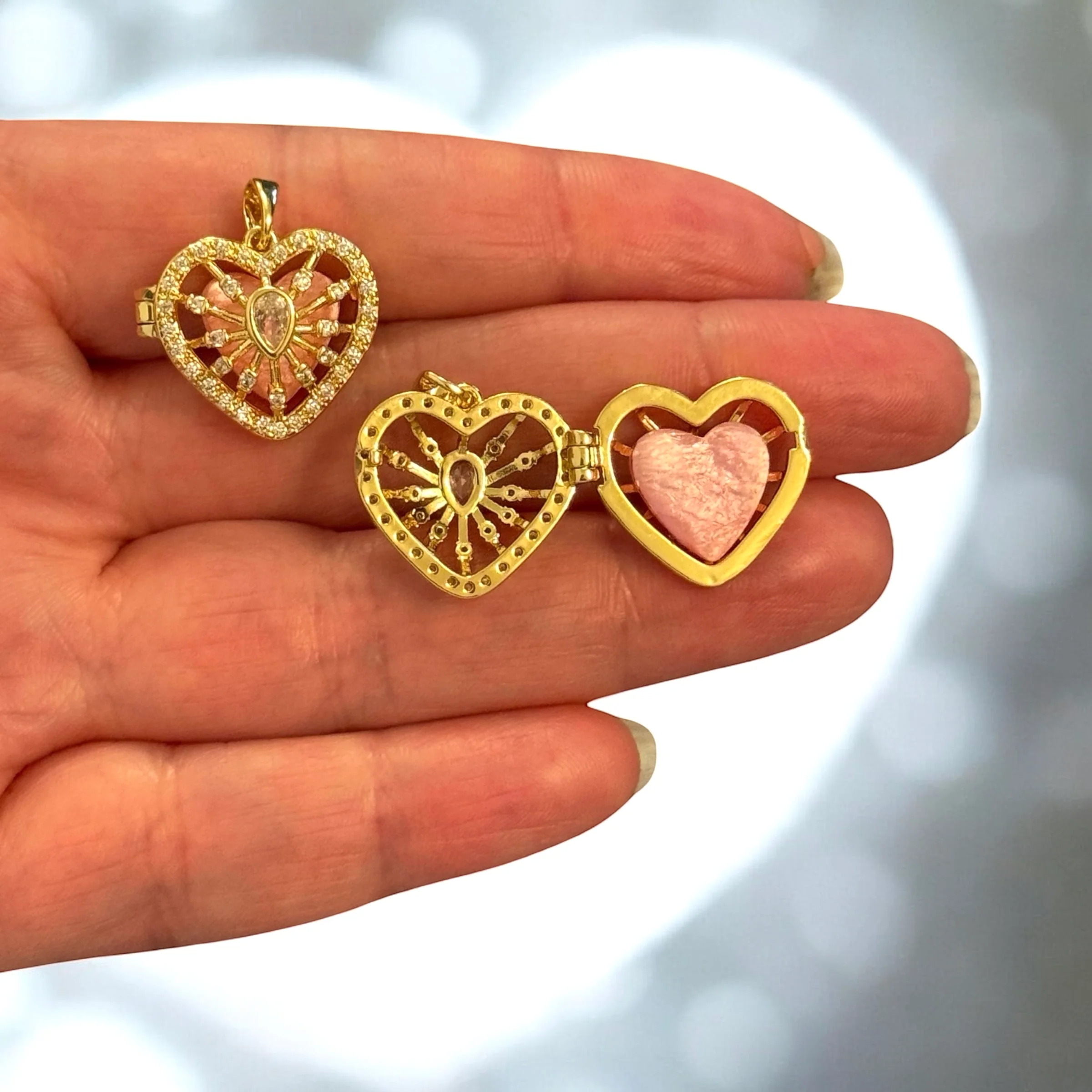 Heartburst Hinged Locket Charm – Gold-Plated Heart Pendant with CZ (24×20mm)