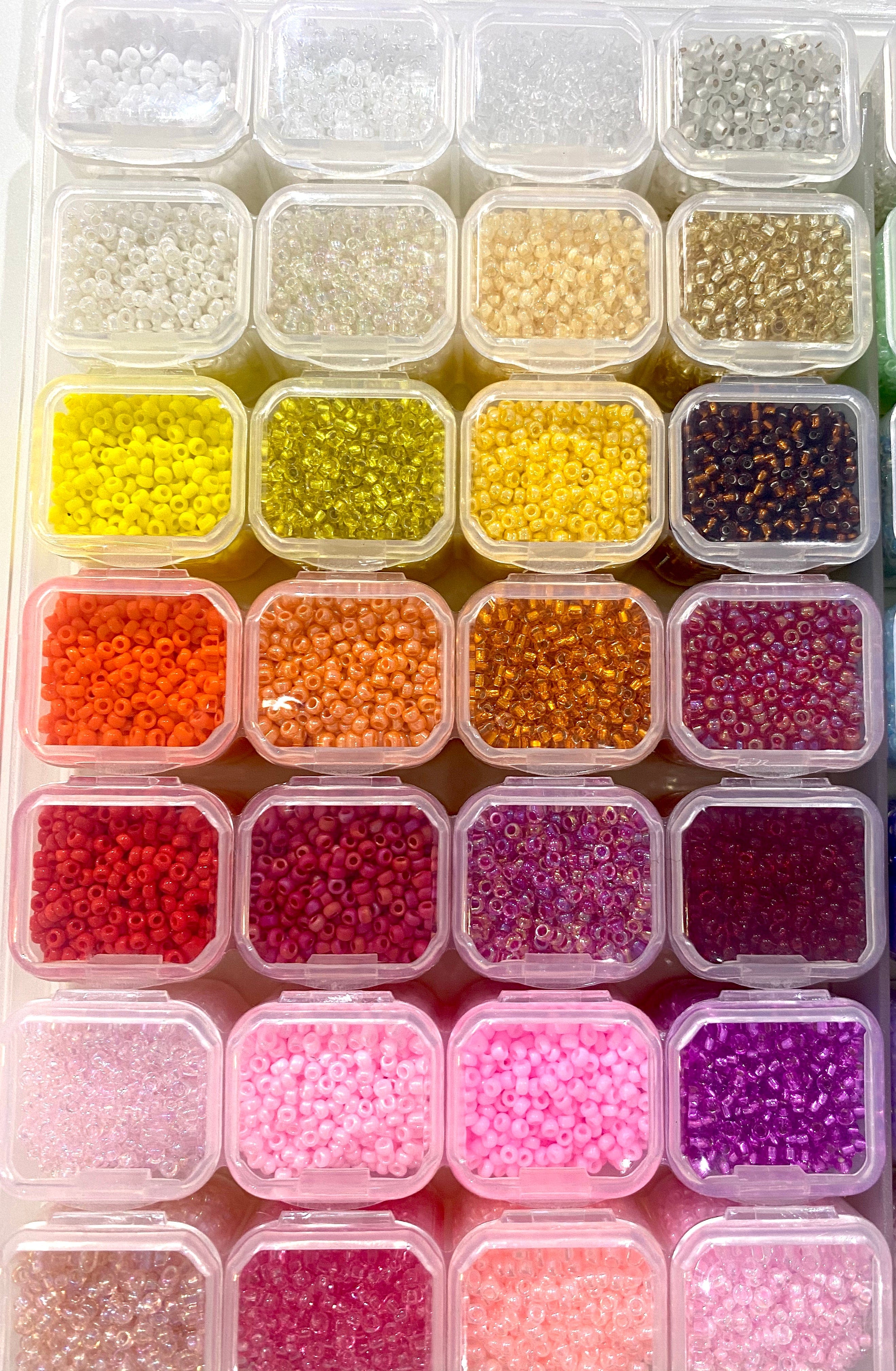 Miyuki Seed Beads Starter Set, 56 Colours 560 Gr 11/0 Round Seed Beads, Needle, Thread,Container - Image 6