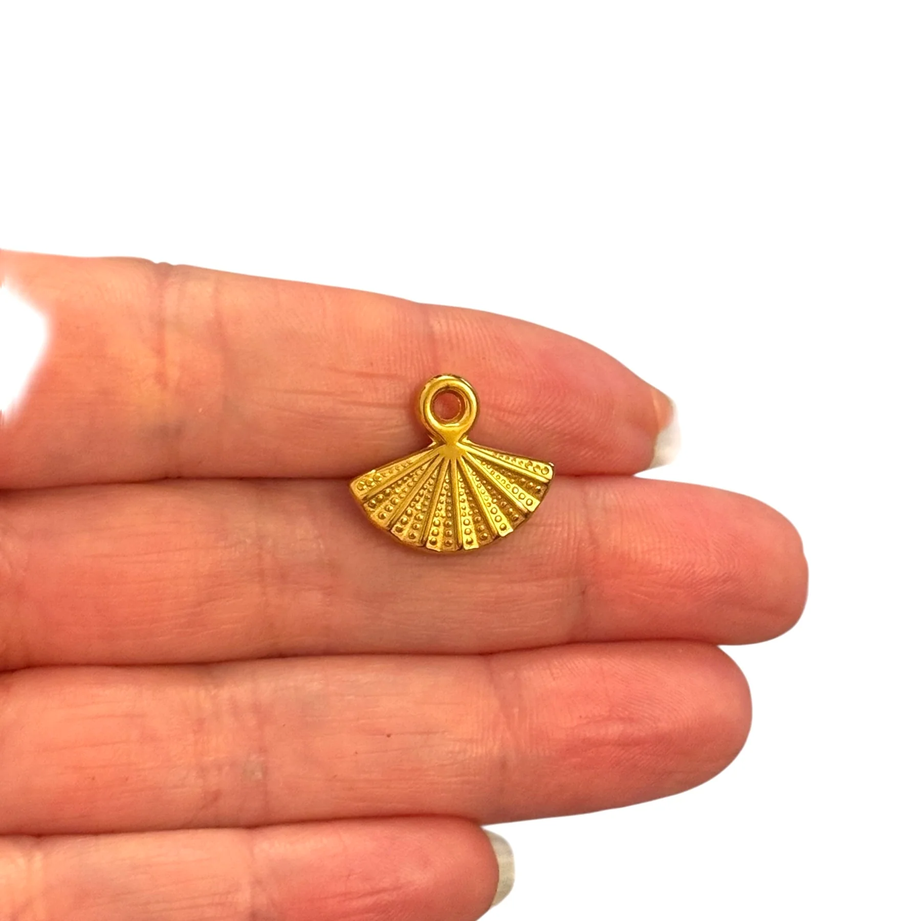 Waterproof Stainless Steel 24Kt Gold Filled Fan Shell Charm / Pendant